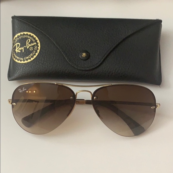 Ray-Ban Accessories - Ray ban sunglasses with case Ray-Ban Accessories - Ray ban sunglasses with case
